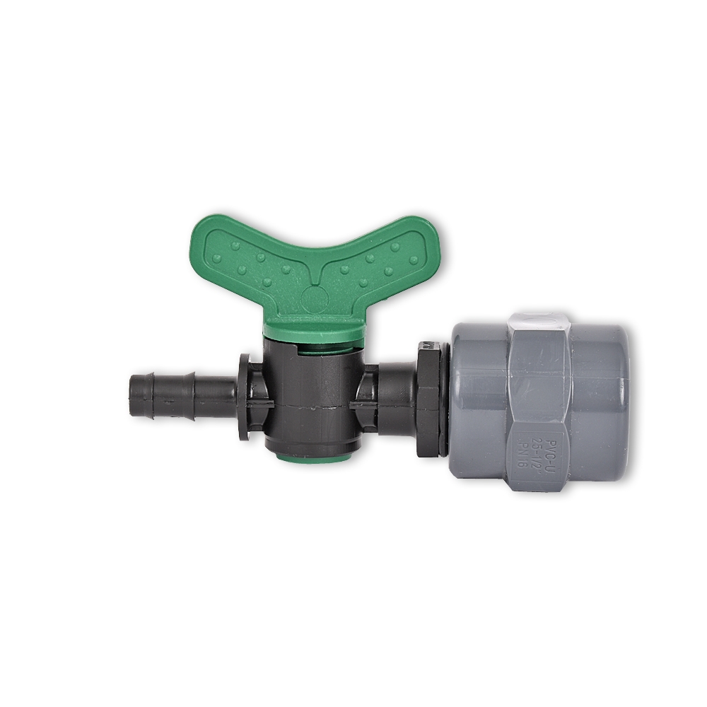 Verbinding tussen PVC-leiding 25 mm en slang 9 mm